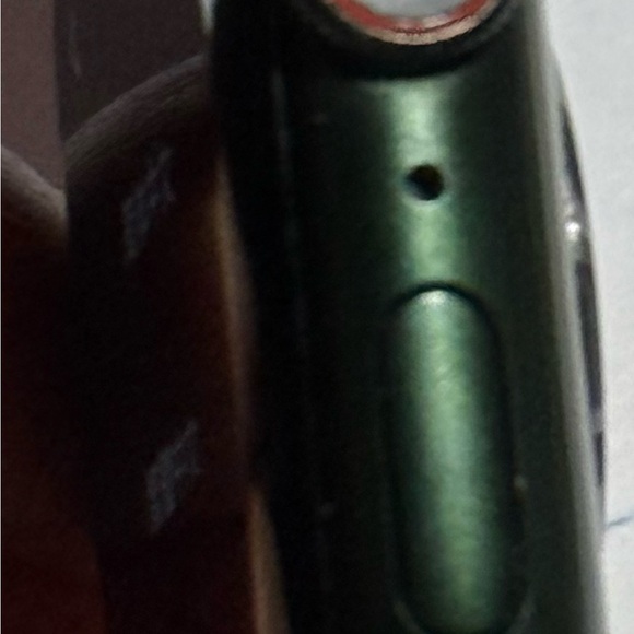 Series 7 iwatch green with watchbands and unlocked ready to pair and use - Picture 12 of 14